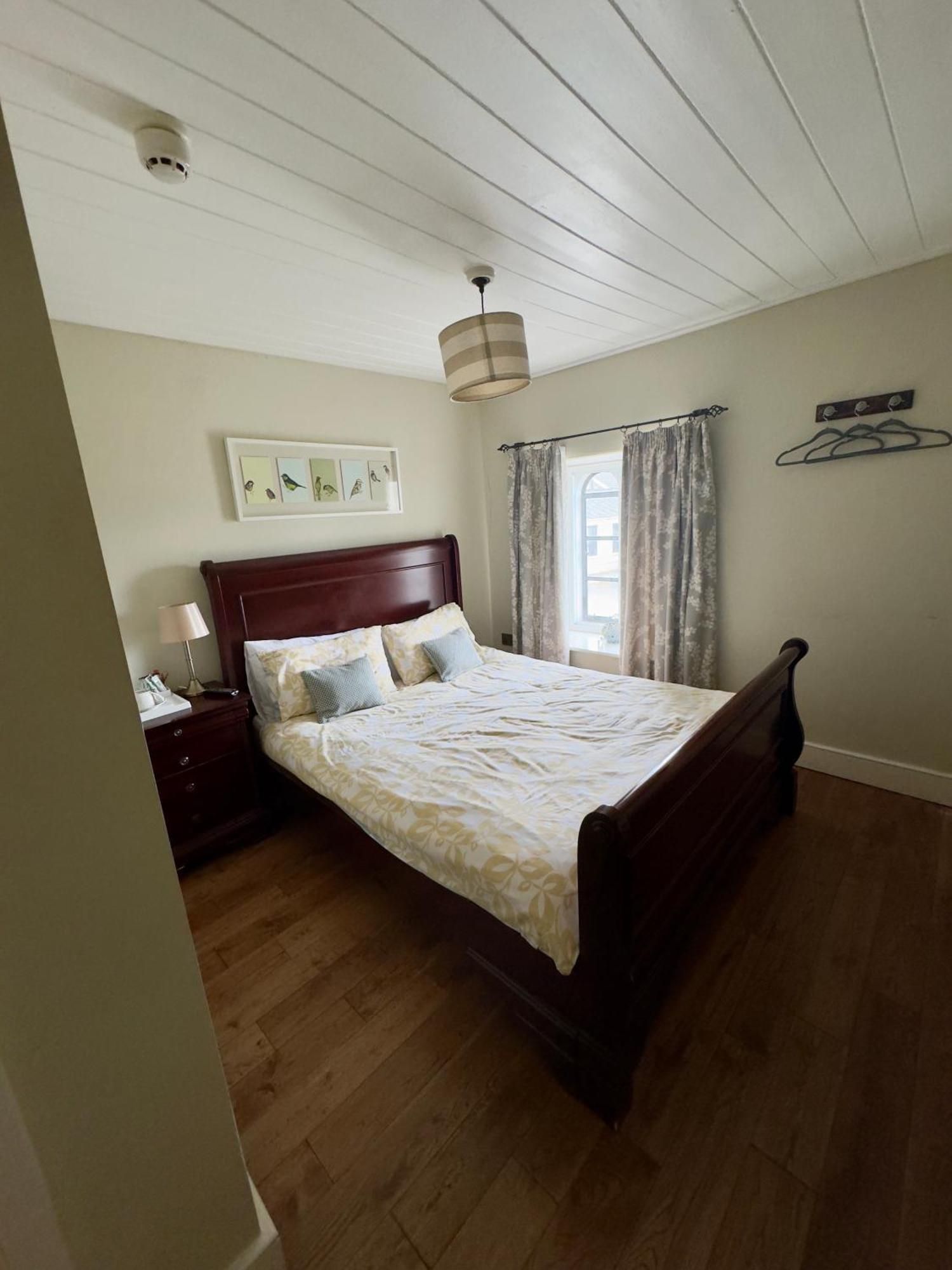 Cross Hands Hotel Llanybyther Esterno foto